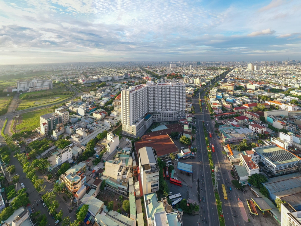 Hạ tầng quận Bình Tân hoàn thiện với nhiều tuyến đường lớn rộng thoáng